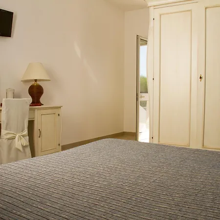 Boutique Il Castellino Relais 4* Вьесте