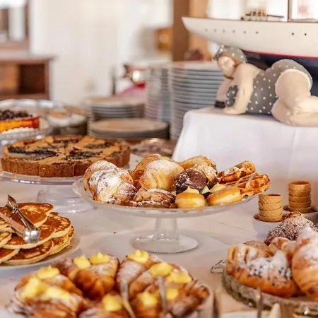 Boutique Il Castellino Relais 4*