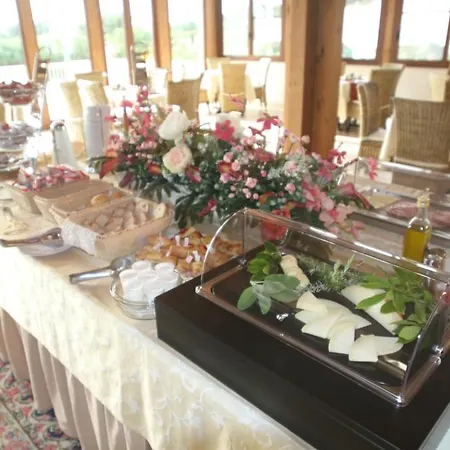 酒店 Boutique Il Castellino Relais 4*