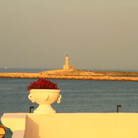 Boutique Il Castellino Relais Hotel 4*